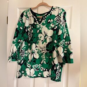 Alfred Dunner Green and Black Floral Blouse